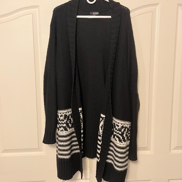 Long sweater - Picture 1 of 1